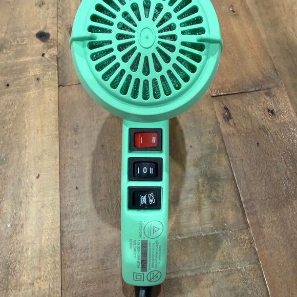 Harry Josh Pro 2000 Hair Dryer - Picture 5 of 6